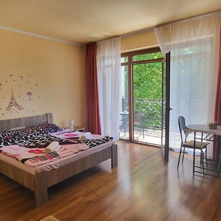 Bástya Apartmanház Sárvár Exterior foto