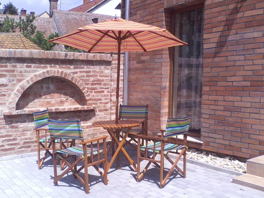 Bástya Apartmanház Sárvár Exterior foto
